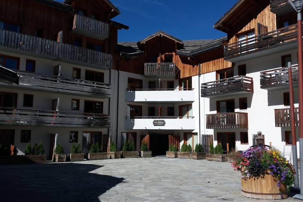 Chaleureux Appartement Au Coeur Des Orres 1800, Menage Compris Les Orres Luaran gambar