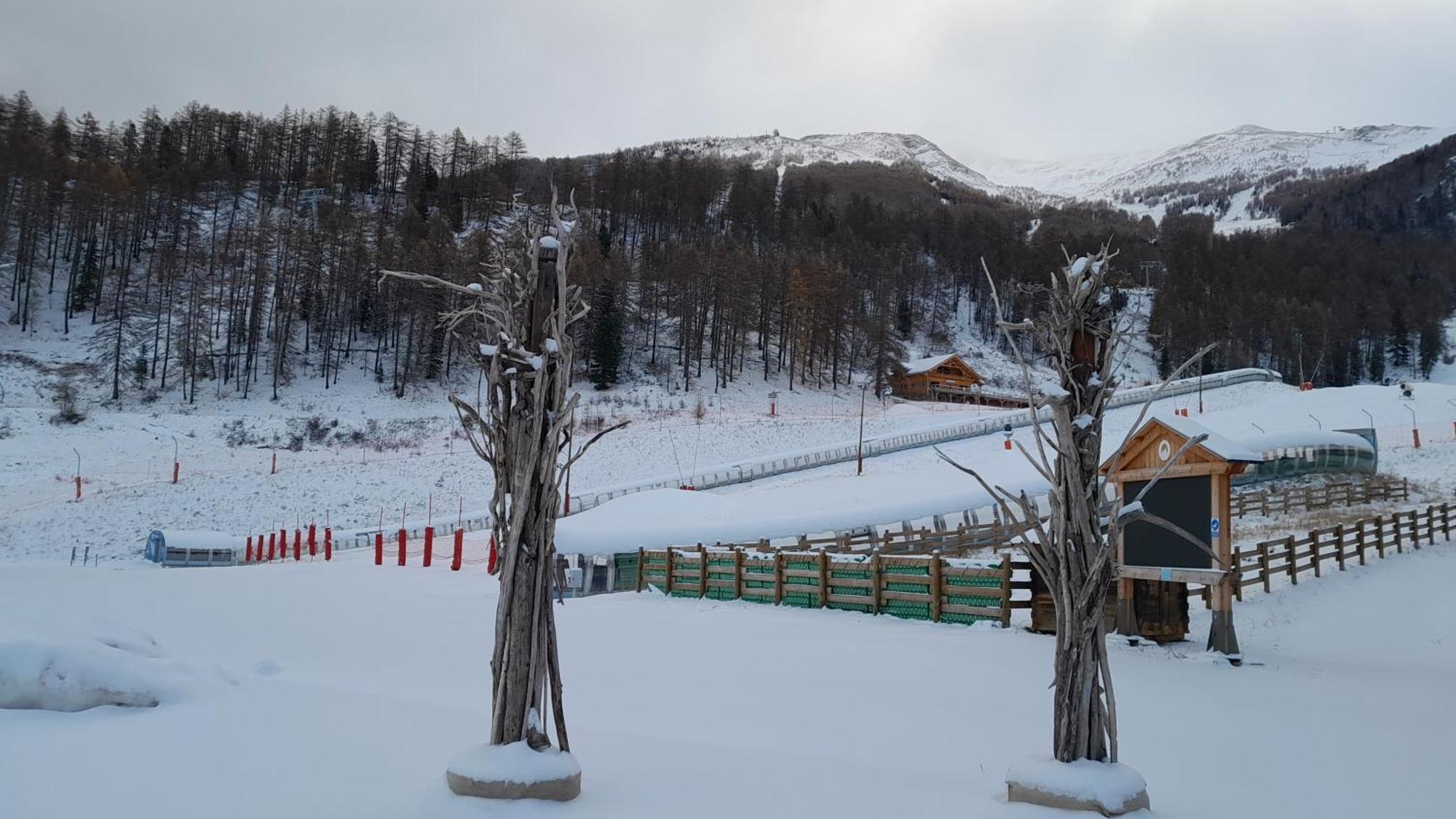 Chaleureux Appartement Au Coeur Des Orres 1800, Menage Compris Les Orres Luaran gambar